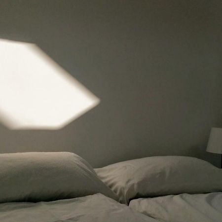 Rooms-Zimmer Neuhausen Am Rheinfall Buitenkant foto