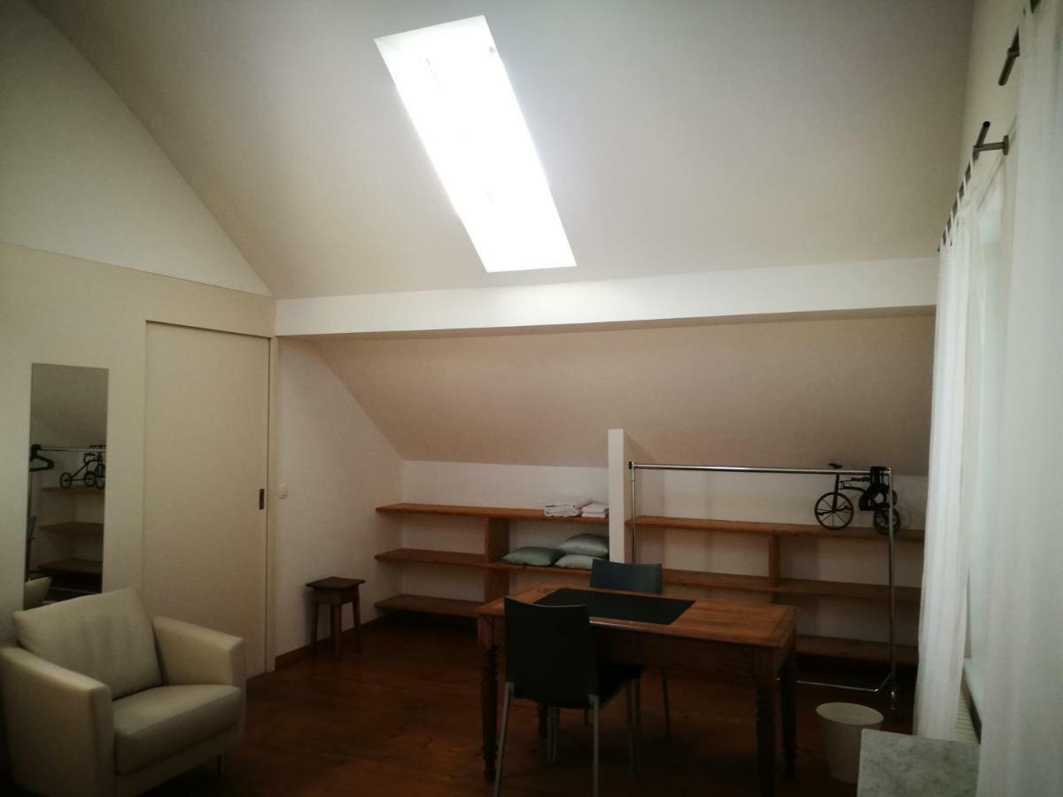 Rooms-Zimmer Neuhausen Am Rheinfall Buitenkant foto