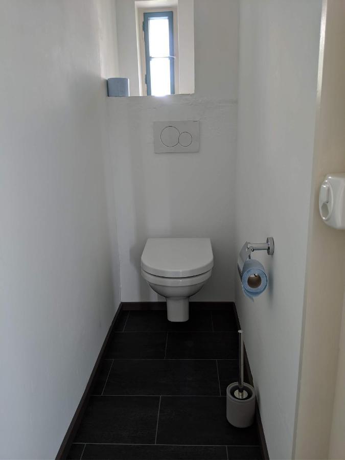 Rooms-Zimmer Neuhausen Am Rheinfall Buitenkant foto