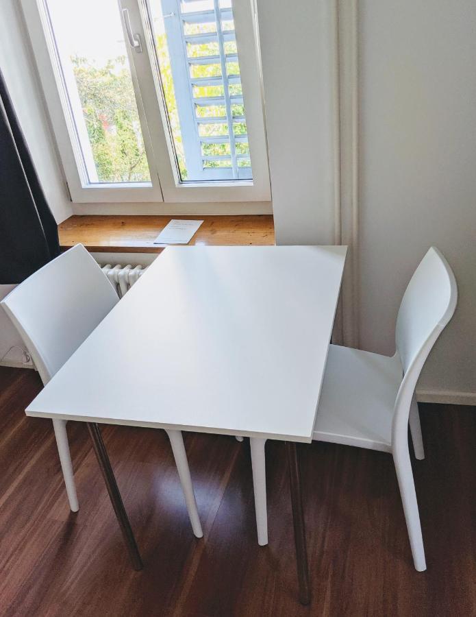 Rooms-Zimmer Neuhausen Am Rheinfall Buitenkant foto